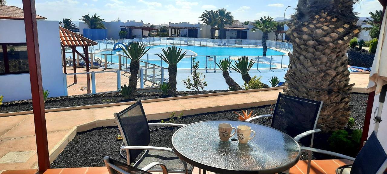 Sun Beach Caleta 24 칼레타데푸스테 외부 사진