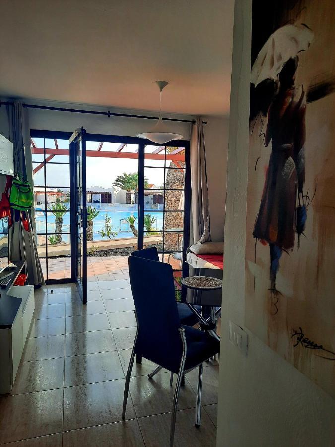 Sun Beach Caleta 24 칼레타데푸스테 외부 사진